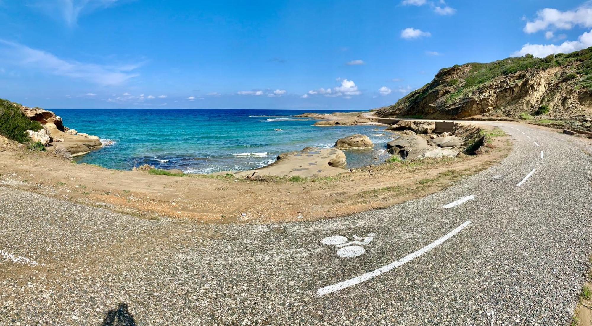 Boho Bay Apartment Akanthou Bagian luar foto