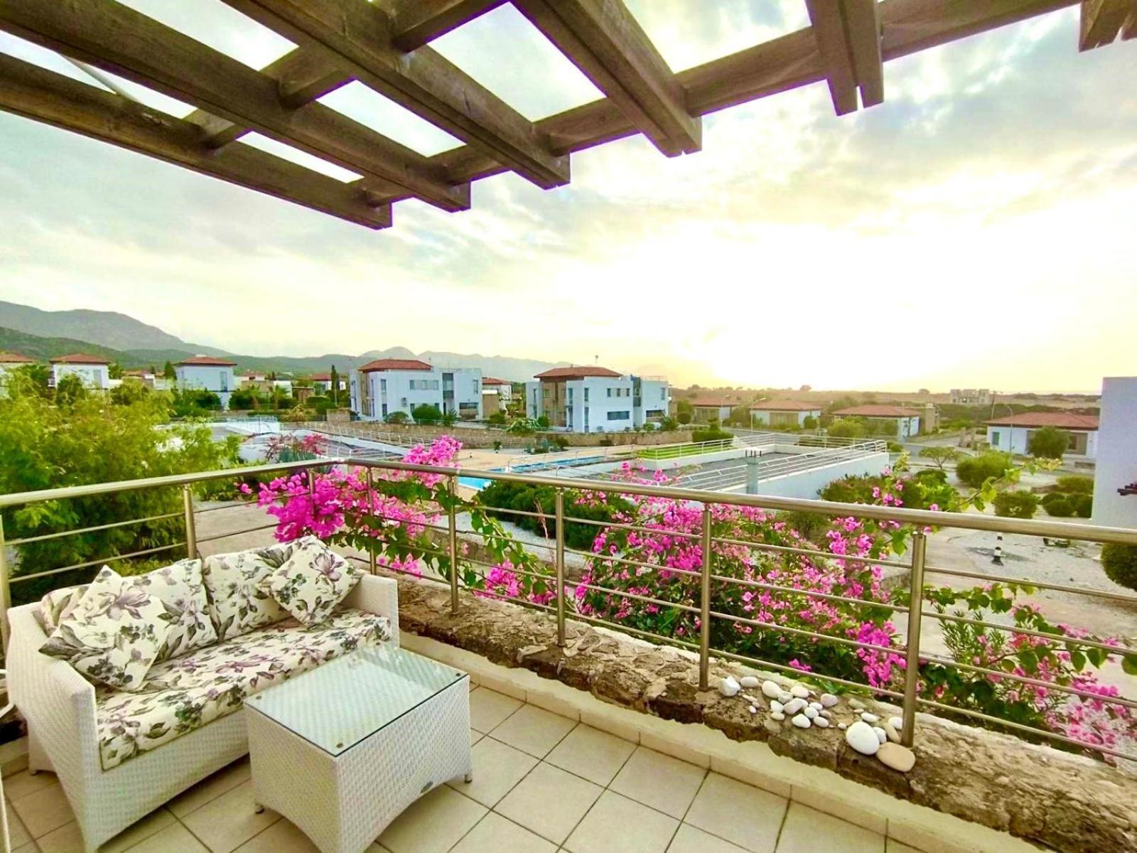 Boho Bay Apartment Akanthou Bagian luar foto