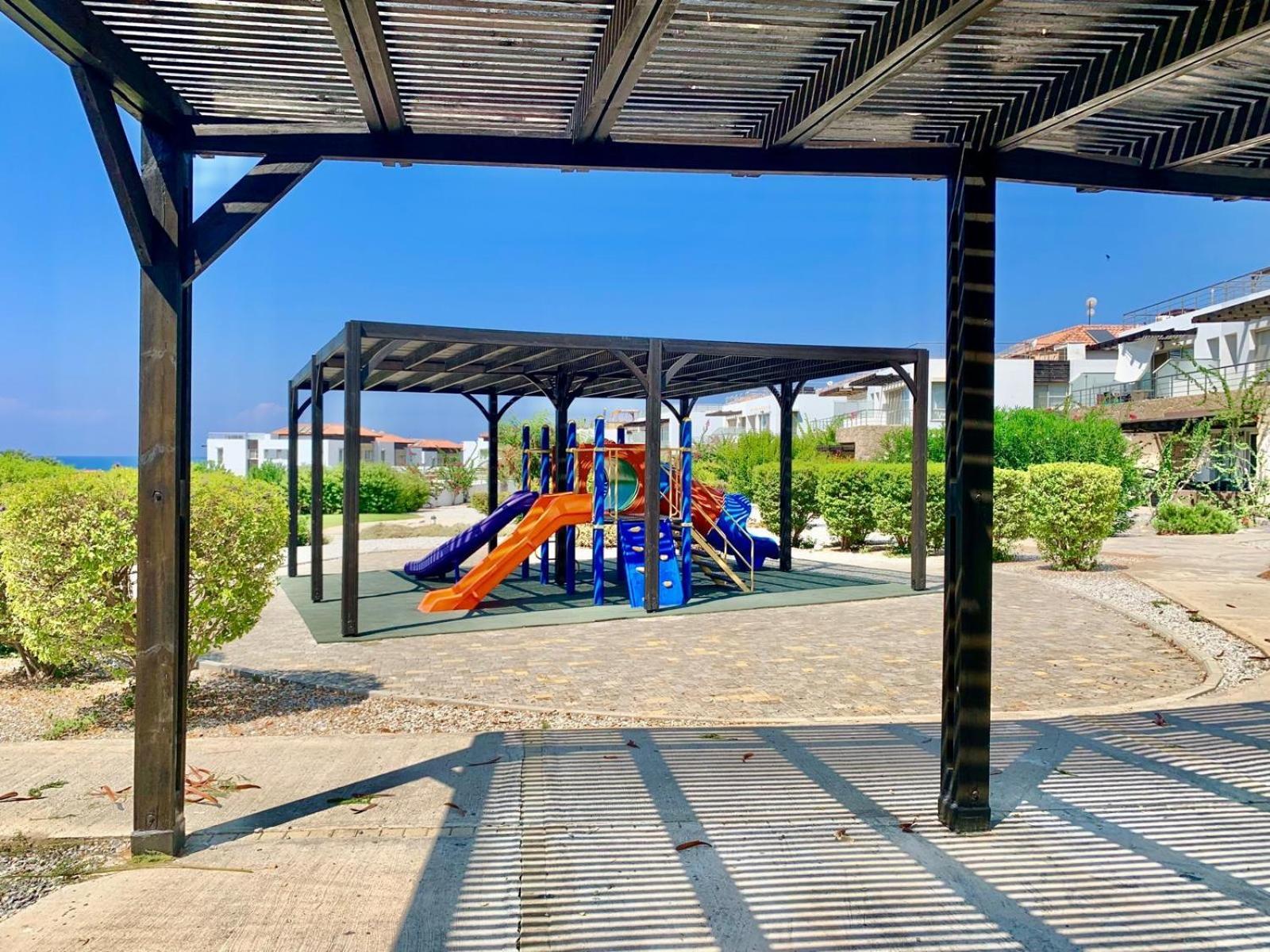 Boho Bay Apartment Akanthou Bagian luar foto