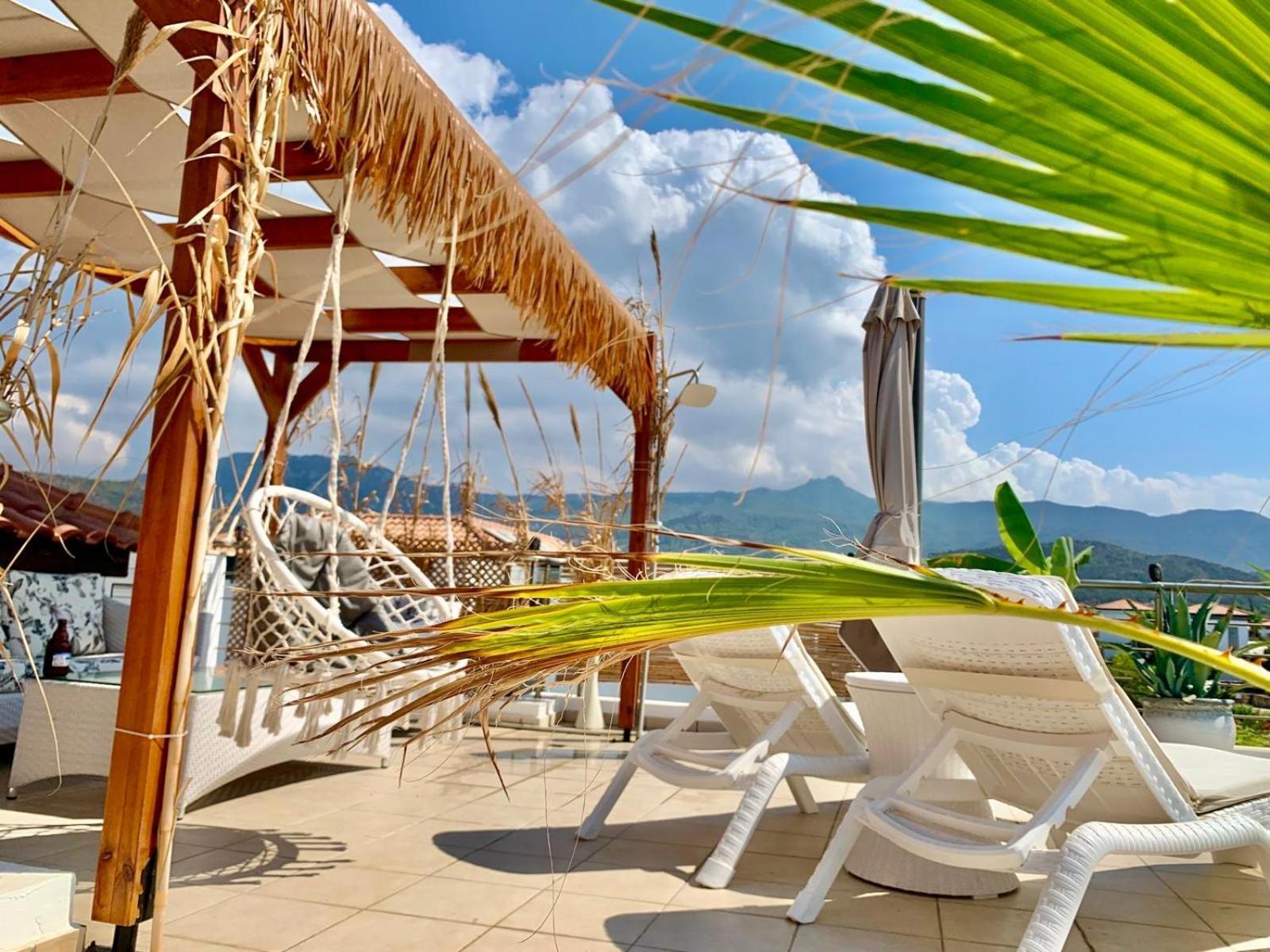 Boho Bay Apartment Akanthou Bagian luar foto