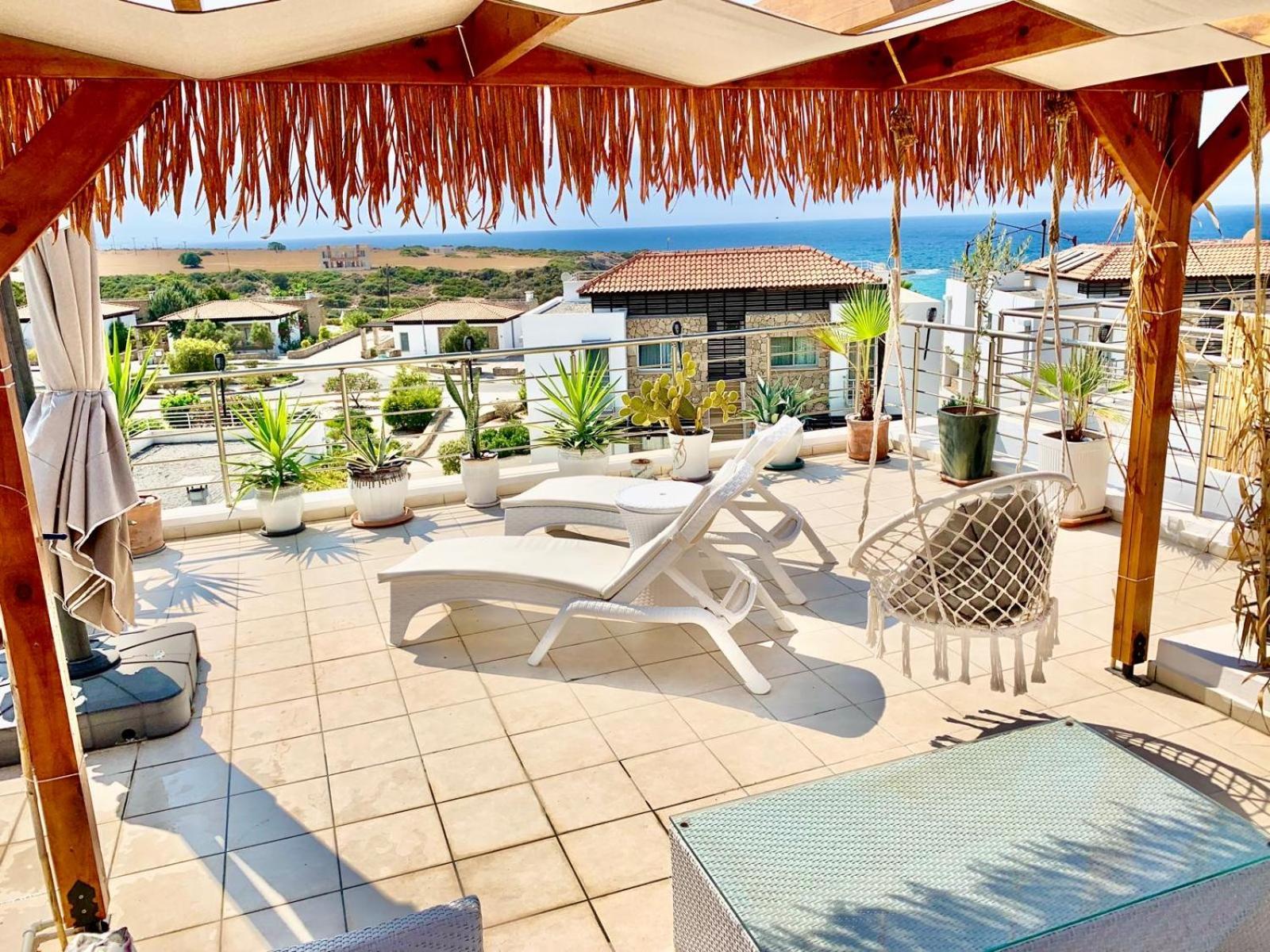 Boho Bay Apartment Akanthou Bagian luar foto