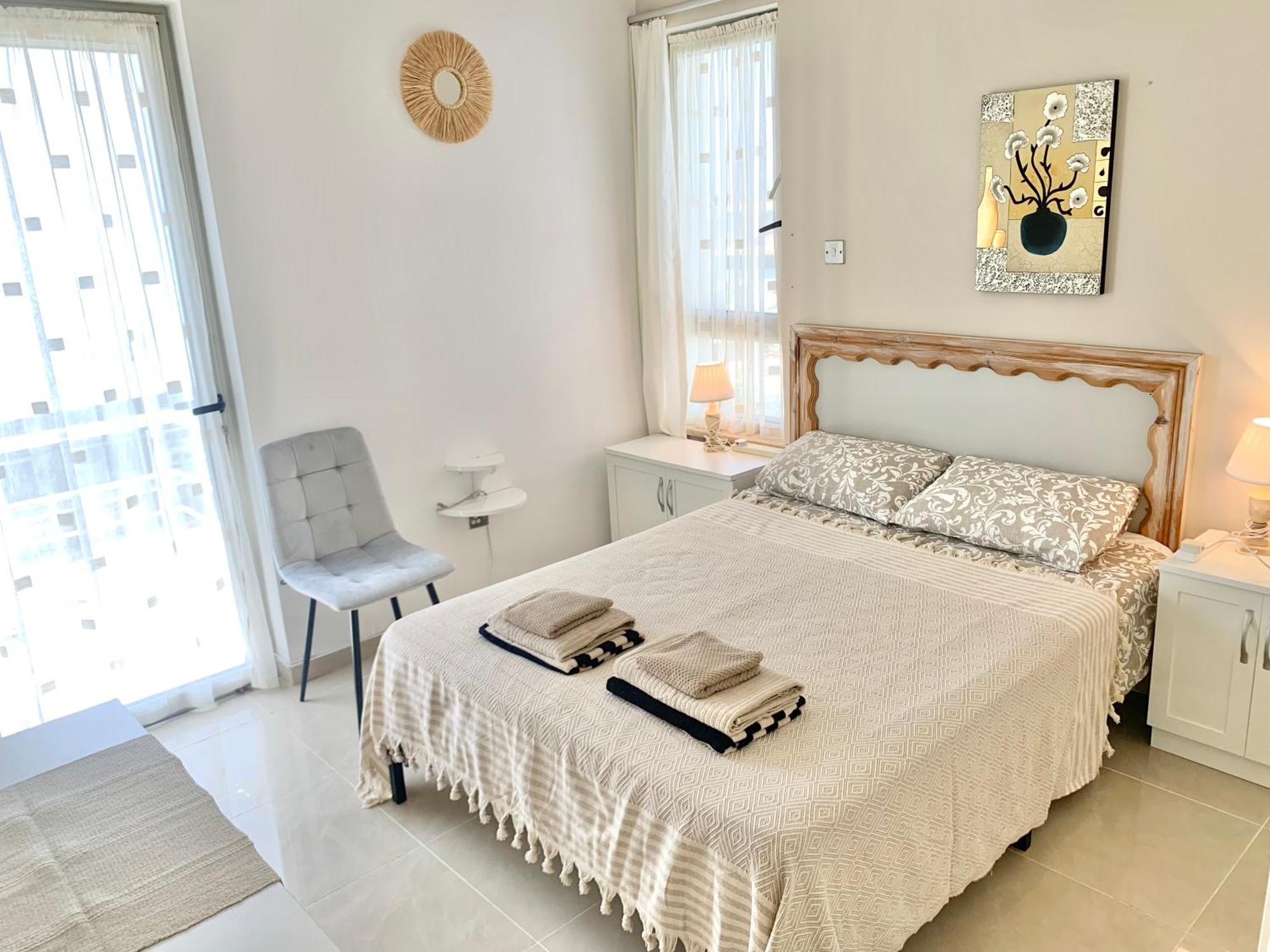 Boho Bay Apartment Akanthou Bagian luar foto